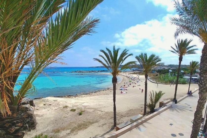 Apt Calmacabana A 50M Dal Mare Διαμέρισμα Es Pujols Εξωτερικό φωτογραφία